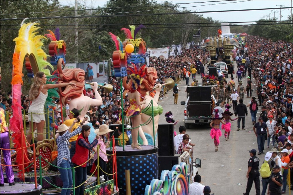Meridanos apoyan el Carnaval en Xmatkuil Meridanos apoyan el Carnaval en Xmatkuil