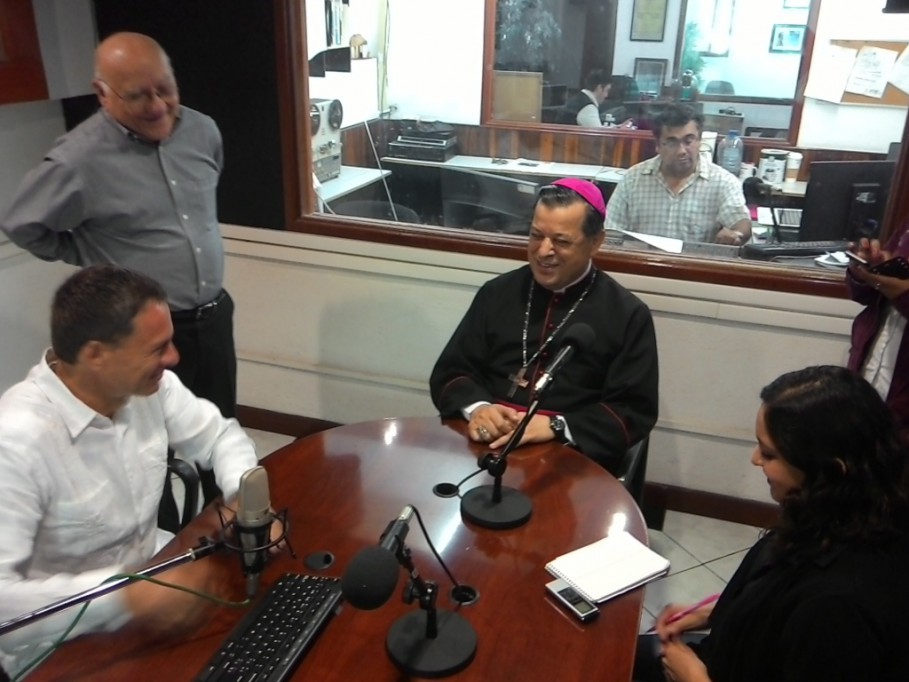 Las religiones deben aprender a convivir: Arzobispo Las religiones deben aprender a convivir: Arzobispo