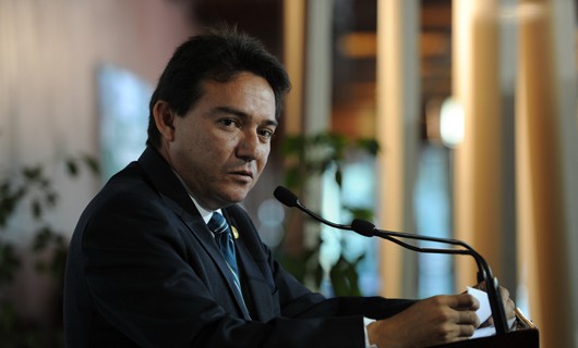 La reforma energética del PAN ayudaría a combatir la pobreza extrema: Senador Ávila Ruiz. La reforma energética del PAN ayudaría a combatir la pobreza extrema: Senador Ávila Ruiz.