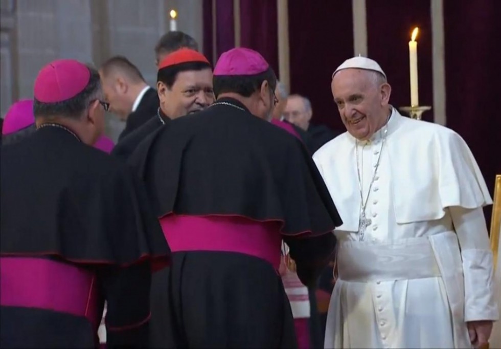 “No se dejen corromper”, papa Francisco “No se dejen corromper”, papa Francisco