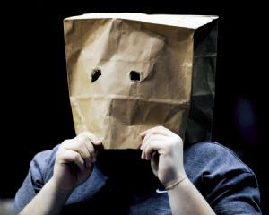 Sentirse acomplejado puede llevar al suicidio Sentirse acomplejado puede llevar al suicidio