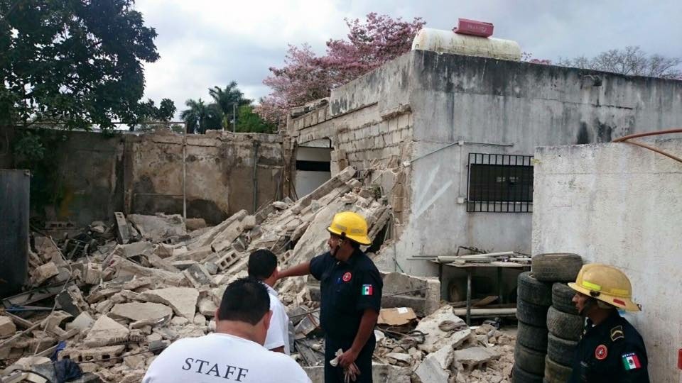 Se derrumba techo en “La Ceiba” Se derrumba techo en “La Ceiba”