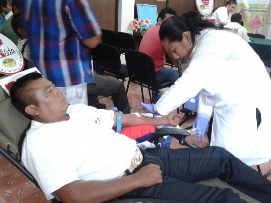 Recolectan en Tizimín 28 unidades de sangre en campaña de donación Recolectan en Tizimín 28 unidades de sangre en campaña de donación