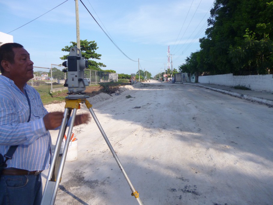 TIZIMIN: Comienza la construcción de una avenida.\r\n TIZIMIN: Comienza la construcción de una avenida.\r\n