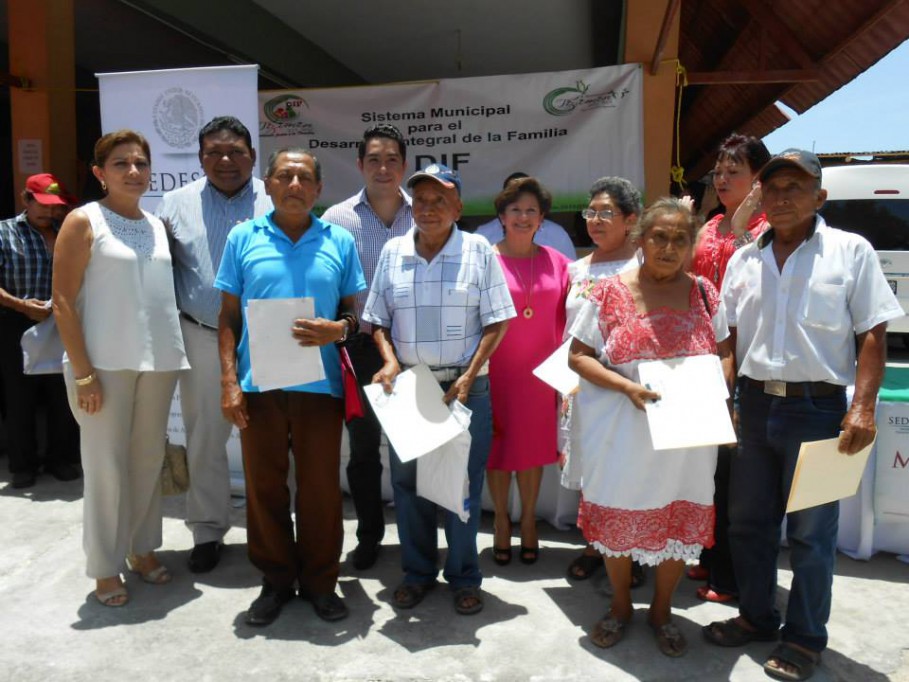 TIZIMIN: Entregan 110 tarjetas del programa “Pensión al Adulto Mayor”.\r\n TIZIMIN: Entregan 110 tarjetas del programa “Pensión al Adulto Mayor”.\r\n