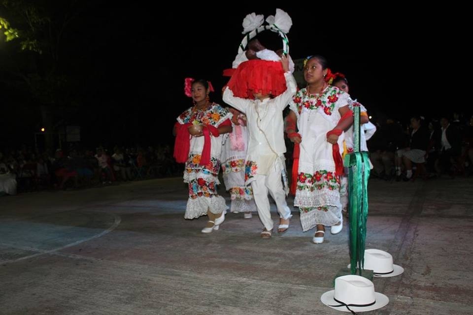 Primaria de Sucopo celebra un centenario Primaria de Sucopo celebra un centenario