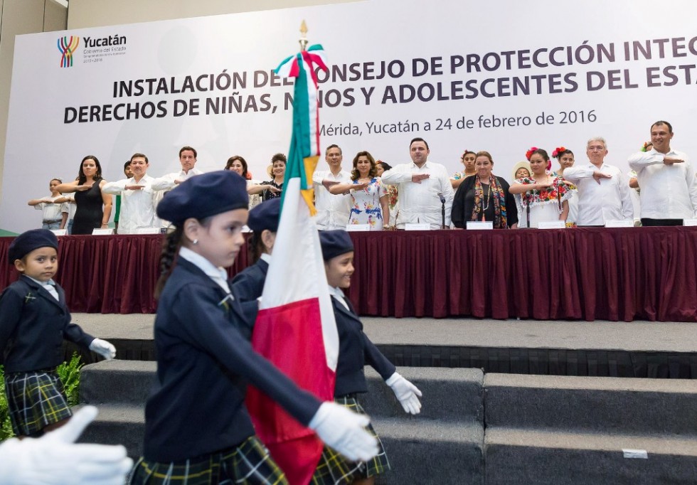 Instalan Consejo de protección para niños y adolescentes Instalan Consejo de protección para niños y adolescentes