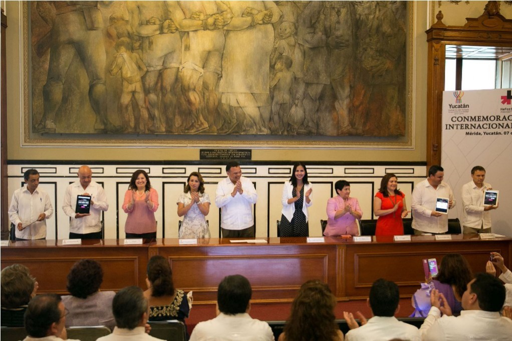 Conmemoran Día Internacional de la Mujer Conmemoran Día Internacional de la Mujer