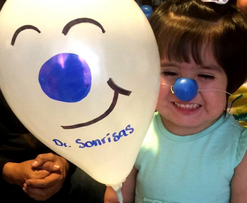 Dr. Sonrisas da alegría y cumple sueños Dr. Sonrisas da alegría y cumple sueños