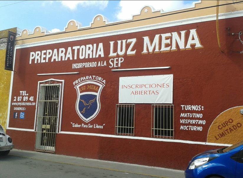 Preparatoria “Luz Mena” cuenta con un programa innovador Preparatoria “Luz Mena” cuenta con un programa innovador