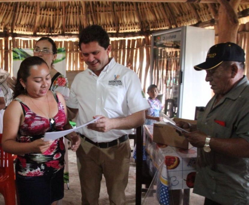 Impulsan proyecto “Aldea Maya Viva” Impulsan proyecto “Aldea Maya Viva”