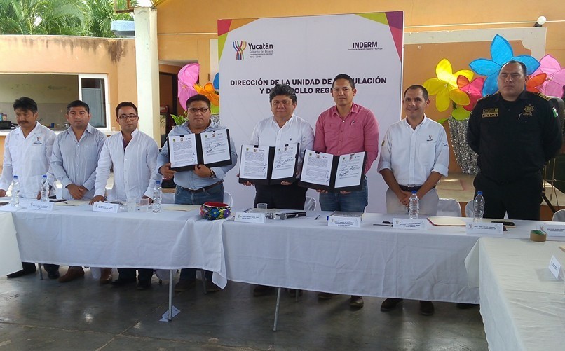 9 ayuntamientos firman convenios en Sucilá 9 ayuntamientos firman convenios en Sucilá