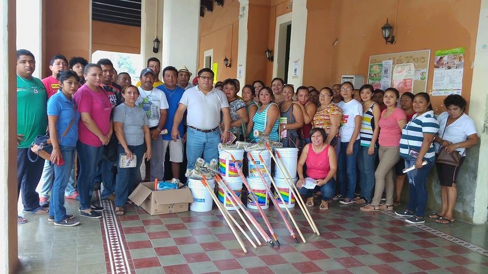 Funcionarios de Sucilá participan en jornada comunitaria Funcionarios de Sucilá participan en jornada comunitaria