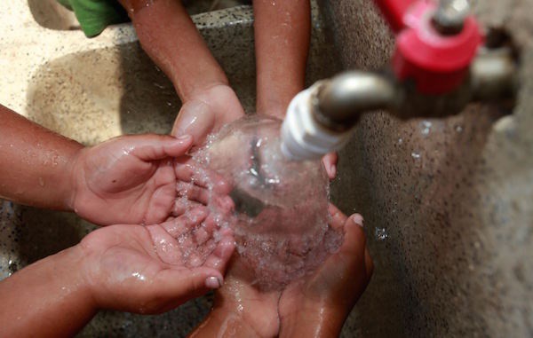 Hay que cuidar el agua Hay que cuidar el agua