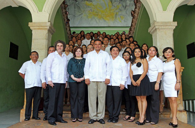 Entregan Certificados a 44 mediadores de la FGE Entregan Certificados a 44 mediadores de la FGE