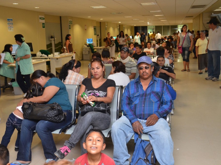Aumentan consultas en el IMSS por el calor Aumentan consultas en el IMSS por el calor