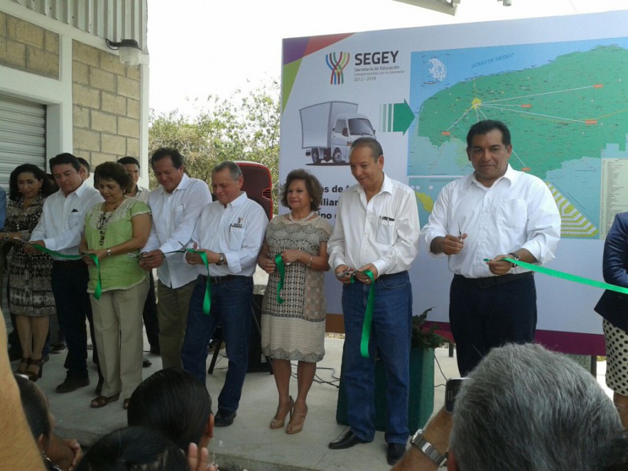Programa de Escuelas al CIEN llega a Tizimín Programa de Escuelas al CIEN llega a Tizimín