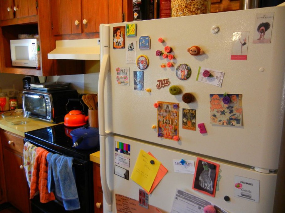 El refrigerador consume más energía eléctrica El refrigerador consume más energía eléctrica