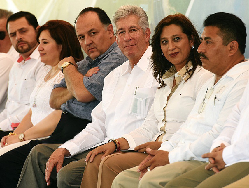Más de mil sitios públicos con internet en Yucatán Más de mil sitios públicos con internet en Yucatán