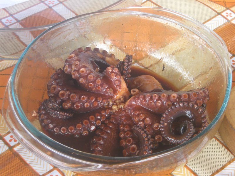 Inicia la temporada de pulpo y pagan a 35 el kg Inicia la temporada de pulpo y pagan a 35 el kg