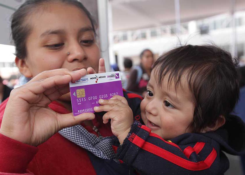 Tarjeta Sin Hambre beneficia a familias yucatecas Tarjeta Sin Hambre beneficia a familias yucatecas