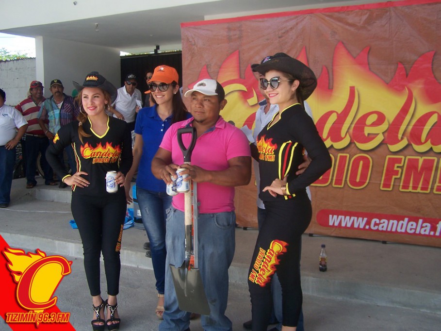 Celebran a los albañiles de Tizimín Celebran a los albañiles de Tizimín