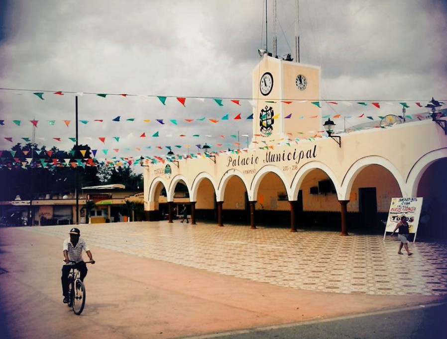 Municipios yucatecos beneficiados con las ZES Municipios yucatecos beneficiados con las ZES