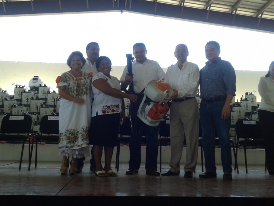 A tiempo llegan insumos para 1,117 productores del oriente A tiempo llegan insumos para 1,117 productores del oriente