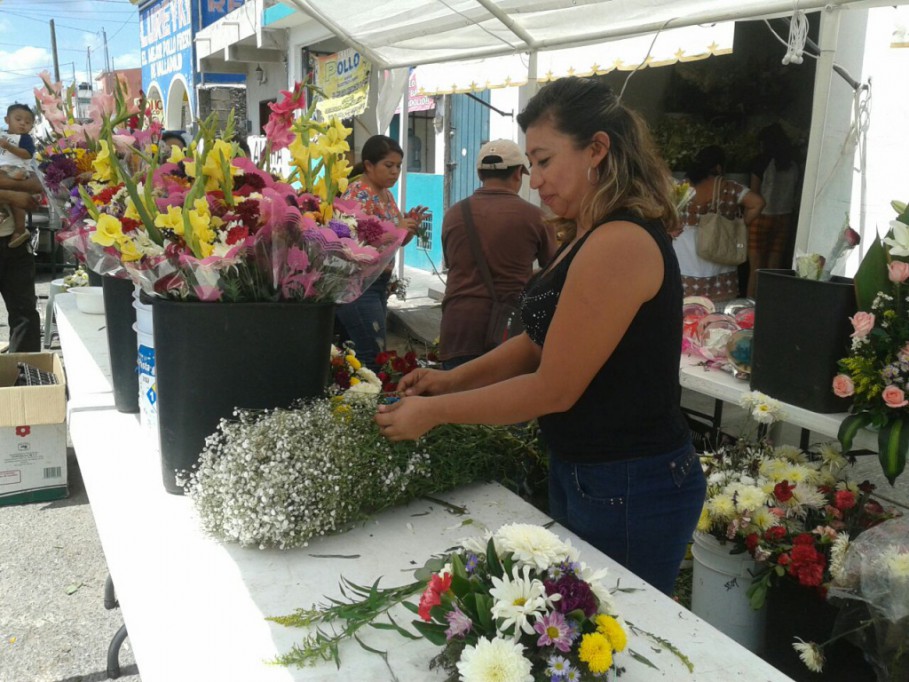 Flores y regalos en Valladolid en el Día de las Madres Flores y regalos en Valladolid en el Día de las Madres