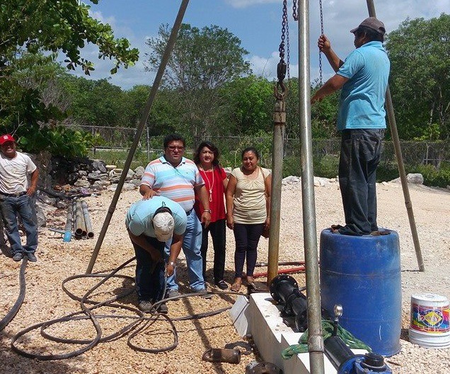 Reparan bomba de agua en Sucilá Reparan bomba de agua en Sucilá