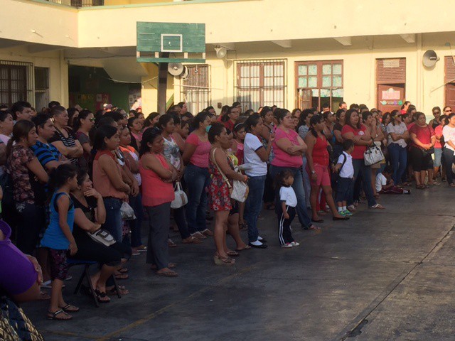 Mejoran instalaciones de escuela en Progreso Mejoran instalaciones de escuela en Progreso
