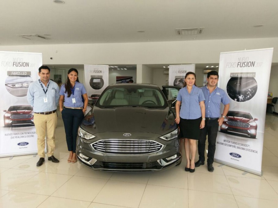 Presentan el nuevo Fusión y Ranger 2017 Presentan el nuevo Fusión y Ranger 2017