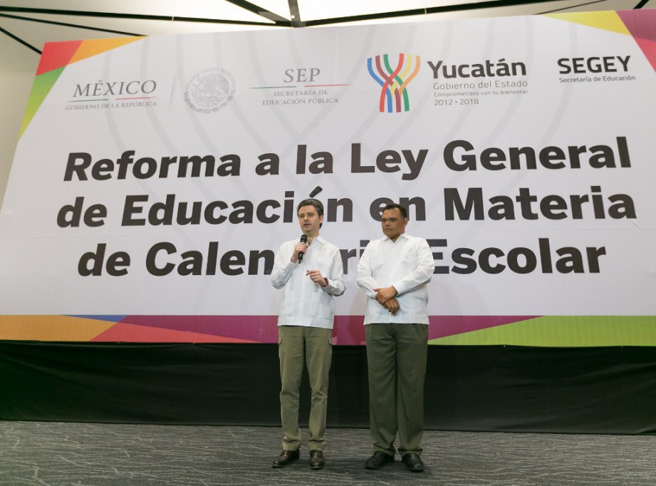 Anuncian dos calendarios escolares Anuncian dos calendarios escolares