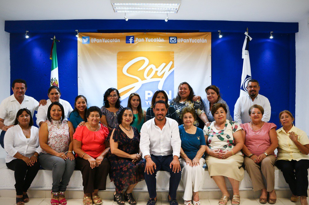 Reconocen labor de ser madre Reconocen labor de ser madre