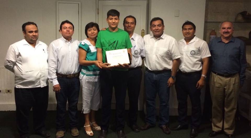 Tizimileño participa en XVI Olimpiada Nacional de Matemáticas Tizimileño participa en XVI Olimpiada Nacional de Matemáticas