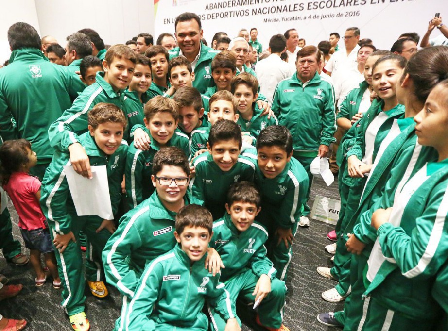 Yucatecos a torneo nacional de Educación Yucatecos a torneo nacional de Educación