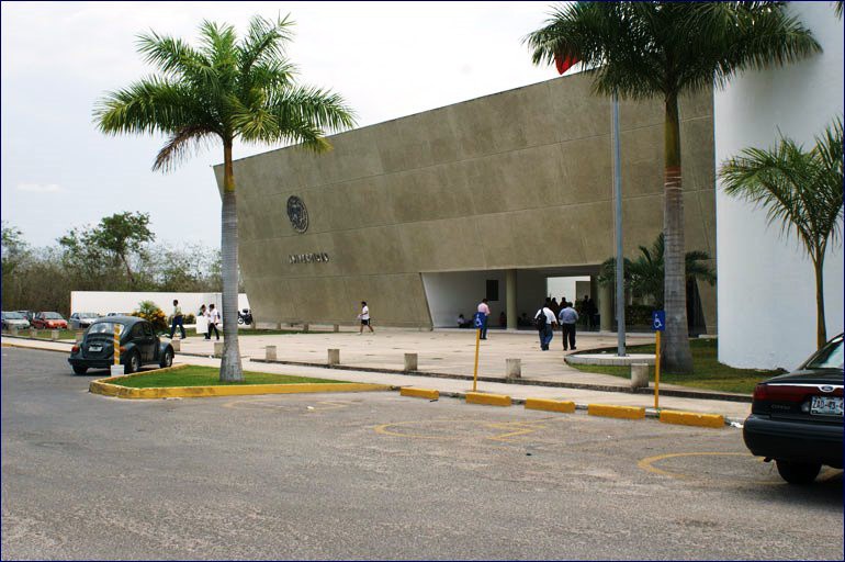 Nuevos posgrados en la Universidad Modelo Nuevos posgrados en la Universidad Modelo