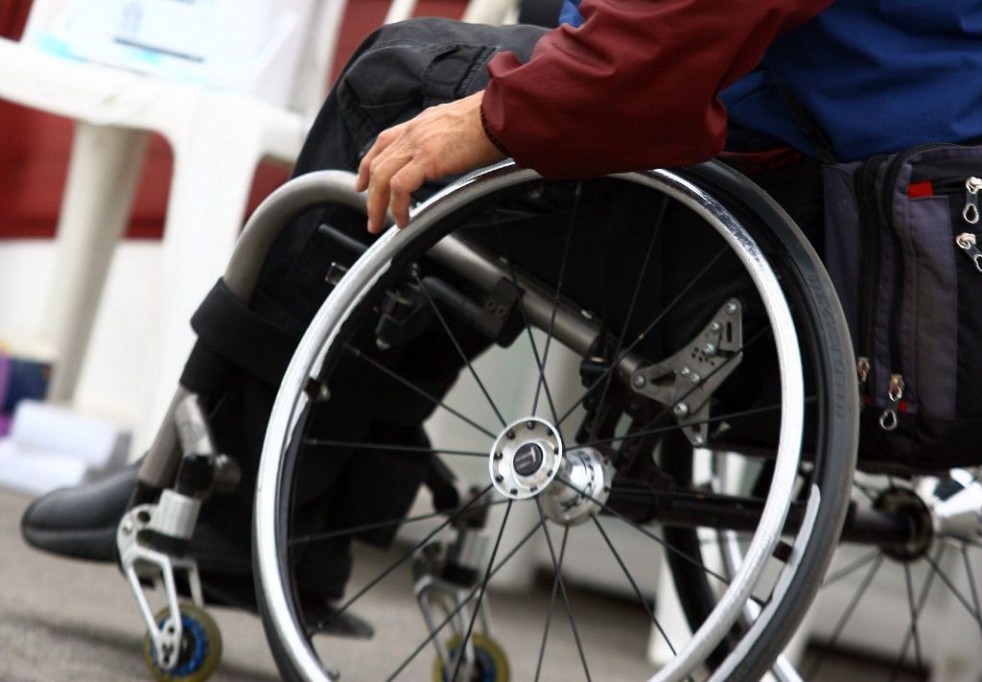 Solicitan ayuda para conseguir una silla de ruedas Solicitan ayuda para conseguir una silla de ruedas