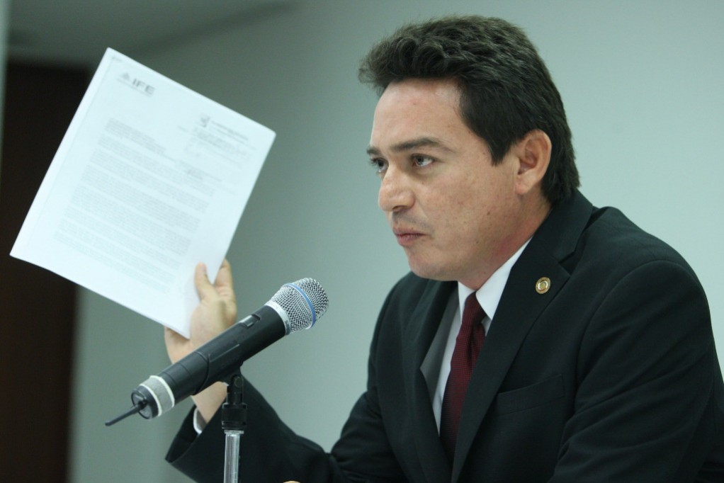 Exigirán cuentas al Gobernador de QRoo Exigirán cuentas al Gobernador de QRoo