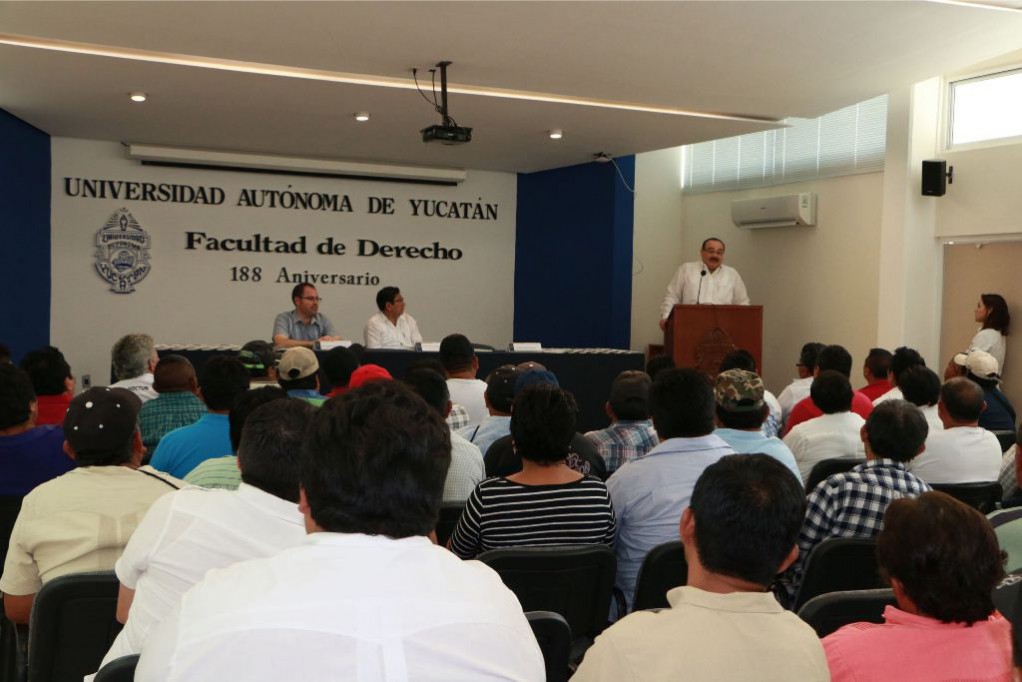 Concluye inédito diplomado a comisarios Concluye inédito diplomado a comisarios