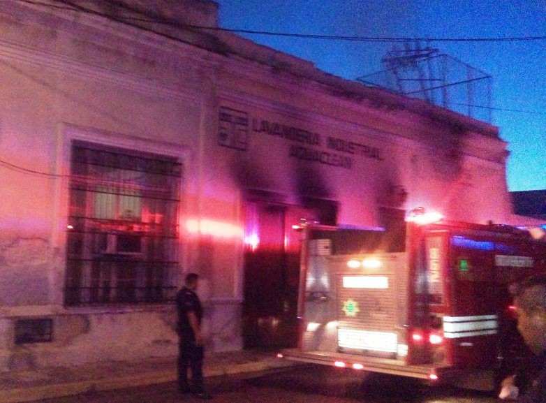 Se incendia lavandería industrial Se incendia lavandería industrial