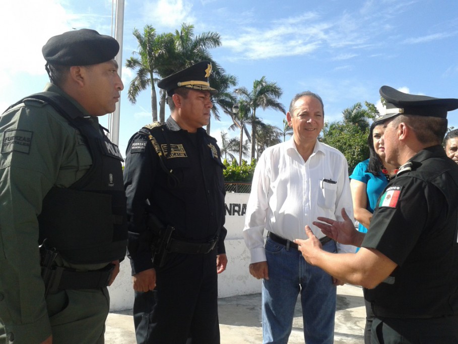 Asumen dirección de la Policía Tizimileña Asumen dirección de la Policía Tizimileña