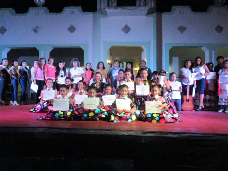 Culminan cursos y talleres culturales en Sucilá Culminan cursos y talleres culturales en Sucilá