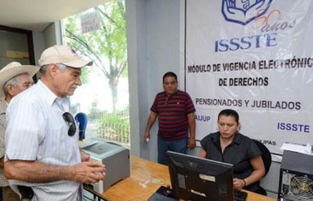 Jubilados del ISSSTE no reciben su dinero completo Jubilados del ISSSTE no reciben su dinero completo