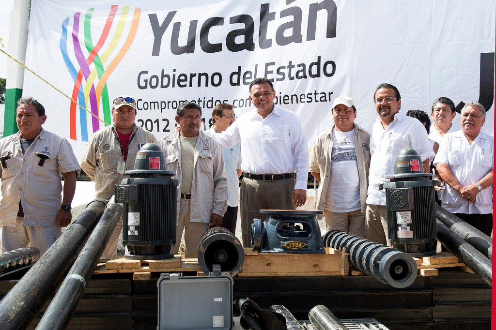 Reconocen a trabajadores de la JAPAY Reconocen a trabajadores de la JAPAY