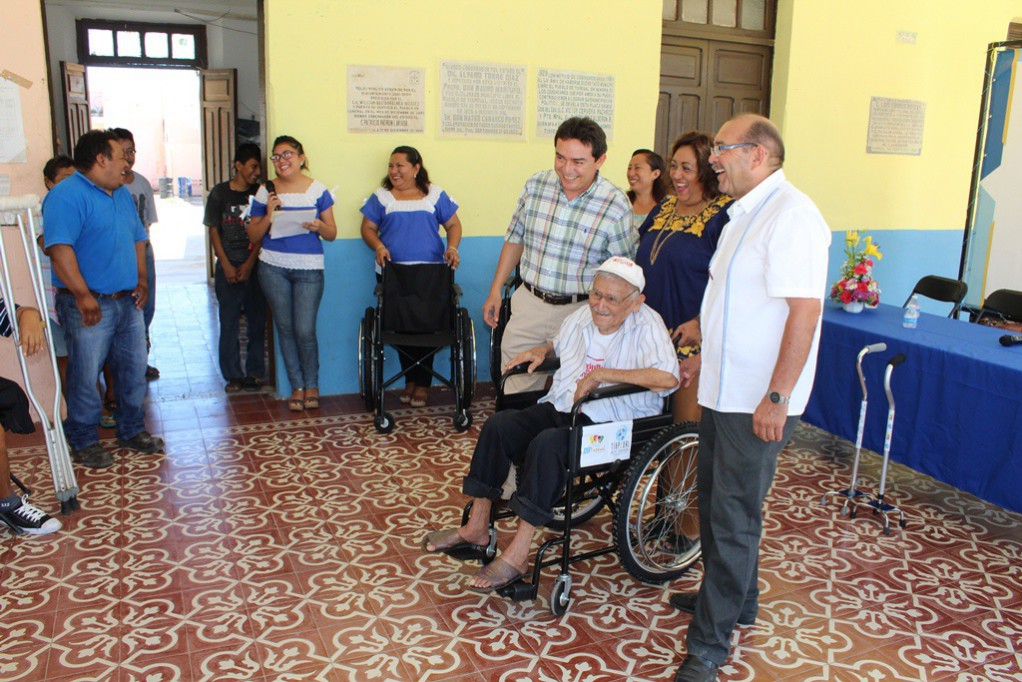 Tixpéual recibe los beneficios de Dar Salud Tixpéual recibe los beneficios de Dar Salud