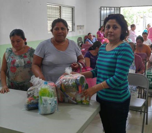 Incentivan a cocineras del DIF municipal de Sucilá Incentivan a cocineras del DIF municipal de Sucilá