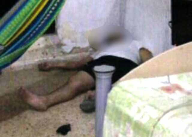 Se suicida mientras cuidaba a su hijo Se suicida mientras cuidaba a su hijo