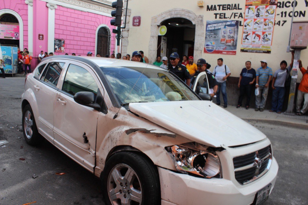 Dos lesionados en accidente del Centro Dos lesionados en accidente del Centro