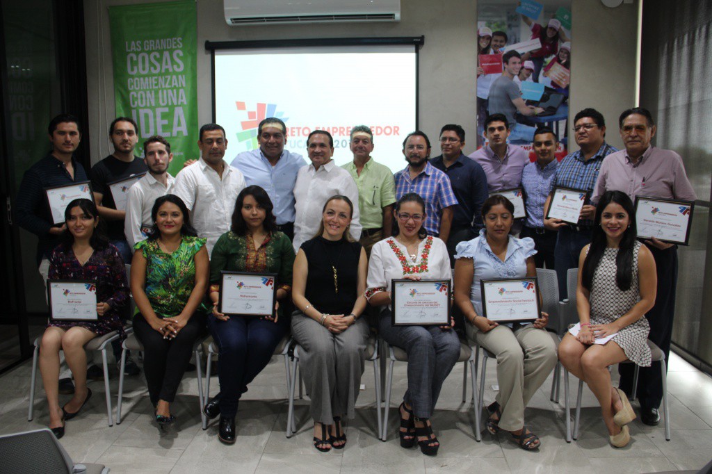 Finaliza diplomado de Reto Emprendedor Finaliza diplomado de Reto Emprendedor